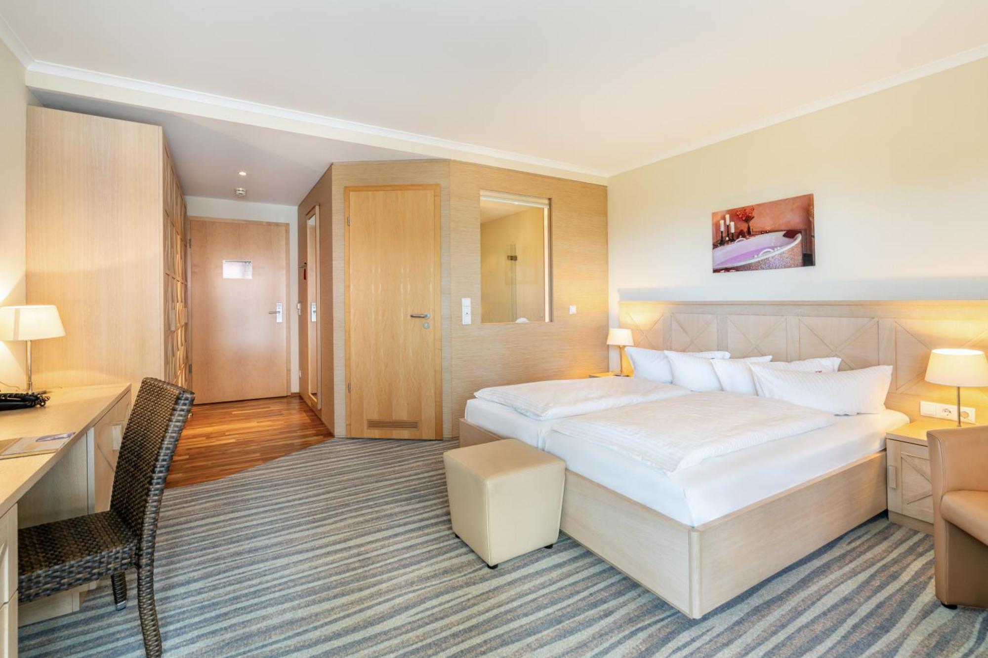 Strandhotel Seerose Kölpinsee Eksteriør billede