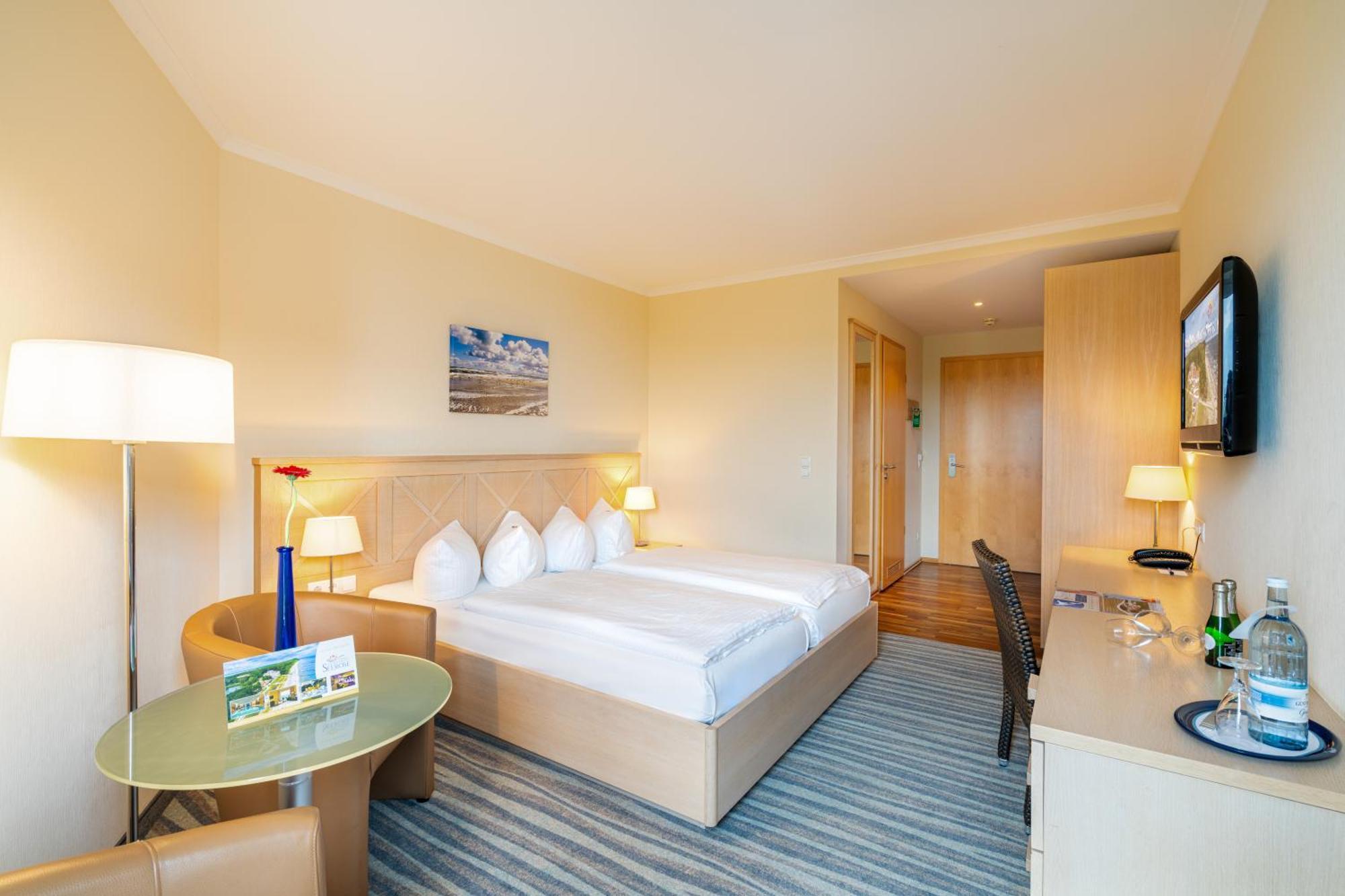 Strandhotel Seerose Kölpinsee Eksteriør billede